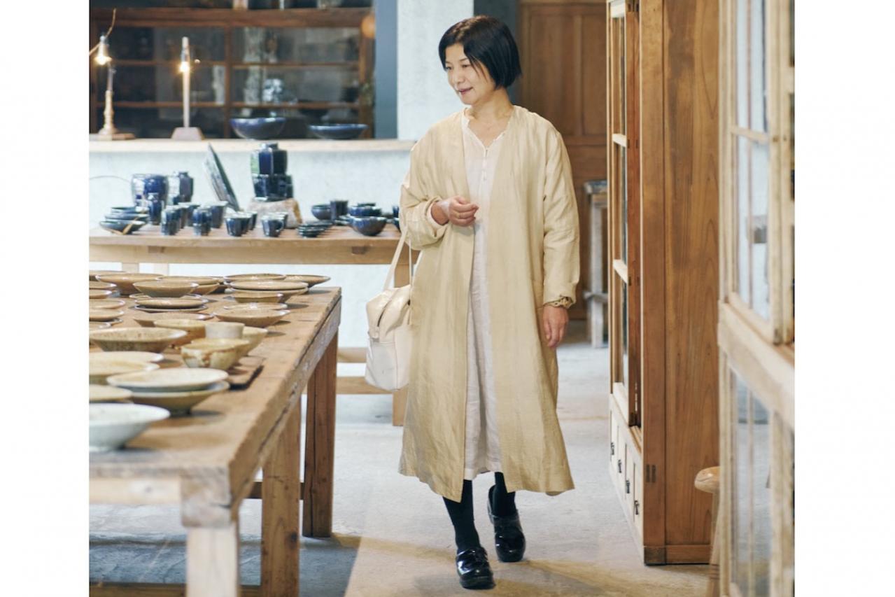 【大人ひとり旅】「hal」店主・後藤由紀子さん「器をめぐる益子の旅」のファッションと持ち物を拝見！