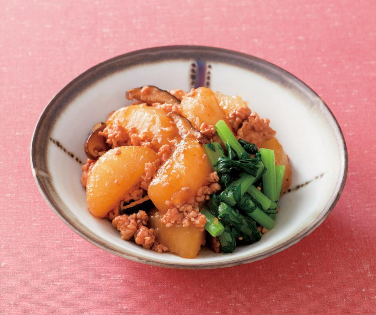 【大根1本使いきりレシピ】冬に食べたい煮物2選「鶏そぼろ煮」「鶏つくねのミルク煮」（画像3）