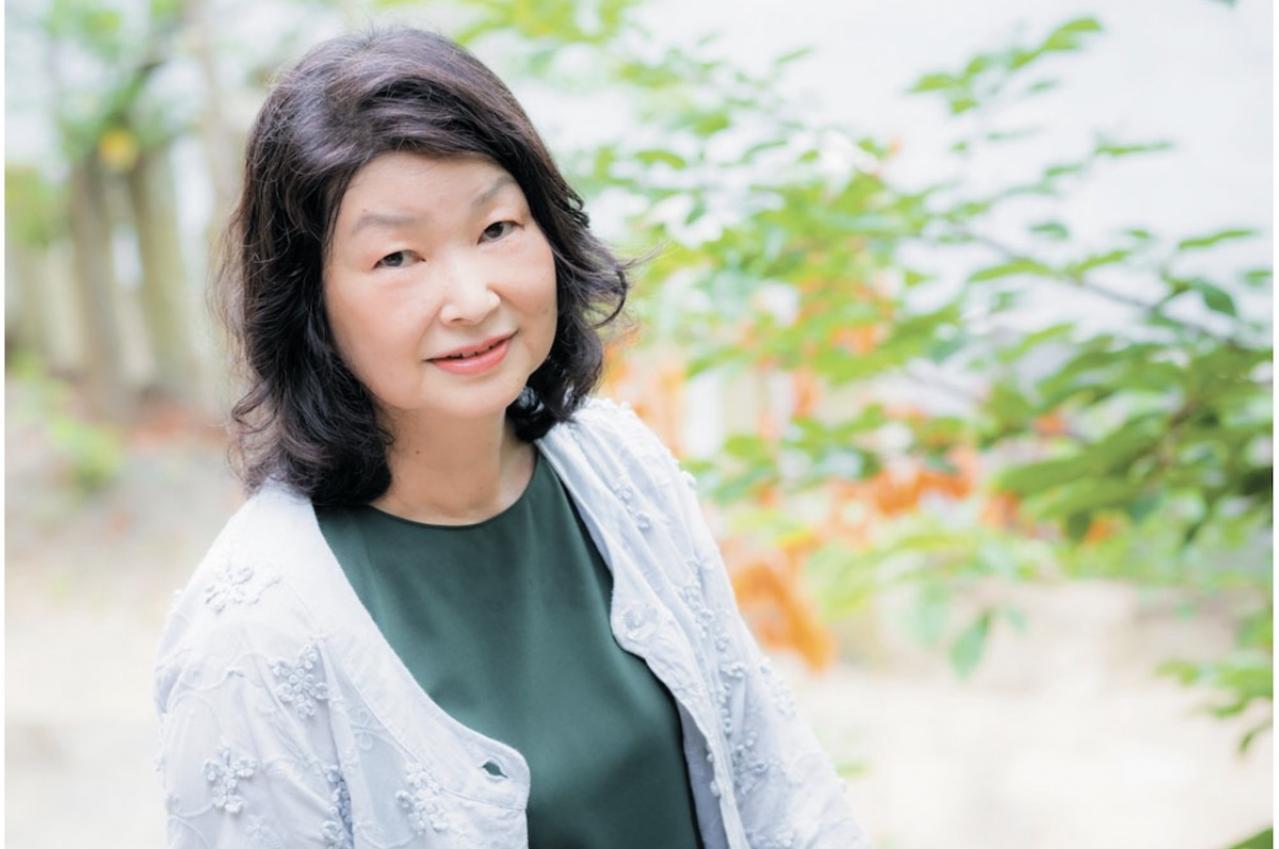 宇佐美まことさんの最新推理小説『誰かがジョーカーをひく』。二転三転するスピーディーな展開に、読み始めたら目が離せない！