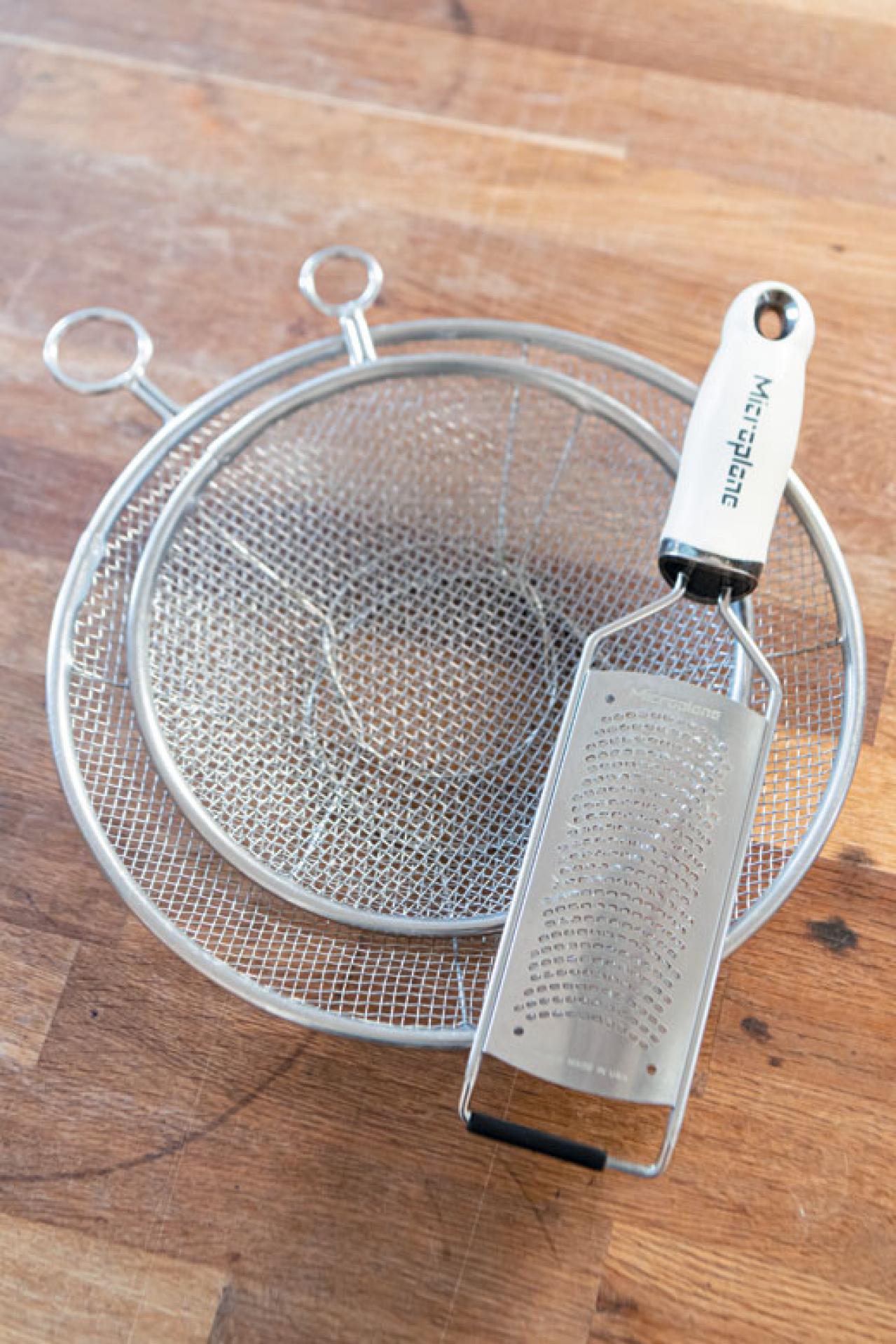 【料理家・五味幹子さんのキッチン拝見】DIYで棚を設置し、ストレスフリーな空間に（画像8）