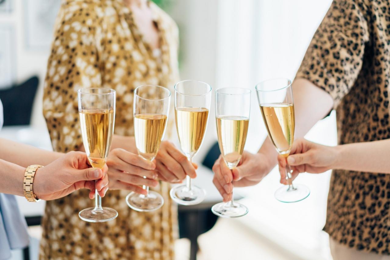 同窓会で同級生と自分を比べて、みじめになりました。どうしたら生き方に自信をもてるようになりますか？【坂東眞理子さん】のすっきり人生相談