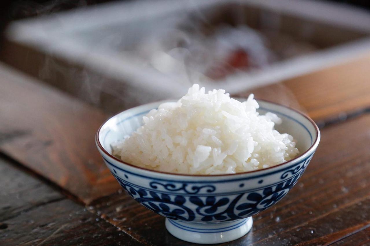 料理研究家 沼津りえさん絶賛のお取り寄せ【魚に合うお米とふるさとの味】無農薬米といきなり団子