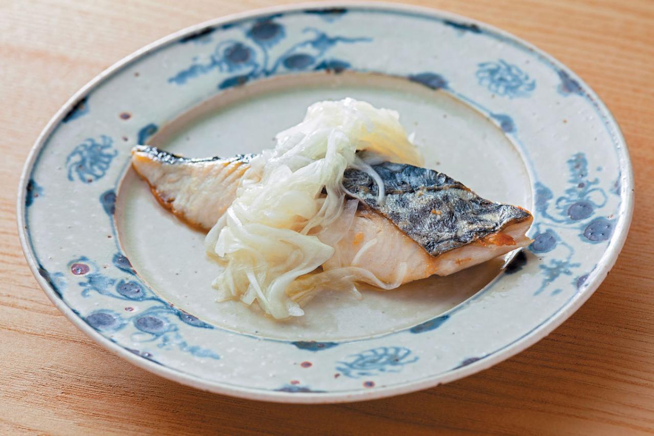 旬の野菜を手軽においしく！【新玉ねぎのおかず】1週間保存できる「ハニーレモンマリネ」とアレンジレシピ2選（画像3）