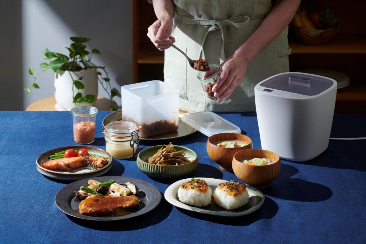 本格的な発酵食品からパン生地の発酵、低温調理まで幅広い用途に使えるVitantonio（ビタントニオ）の「発酵メーカー」が登場！ 