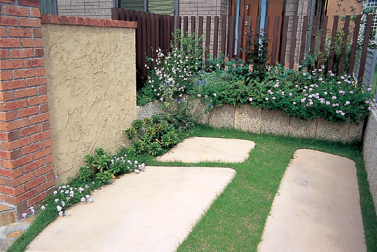 【狭い場所でのガーデニング】小さなスペースを無駄なく利用するアイデアとは？（画像7）