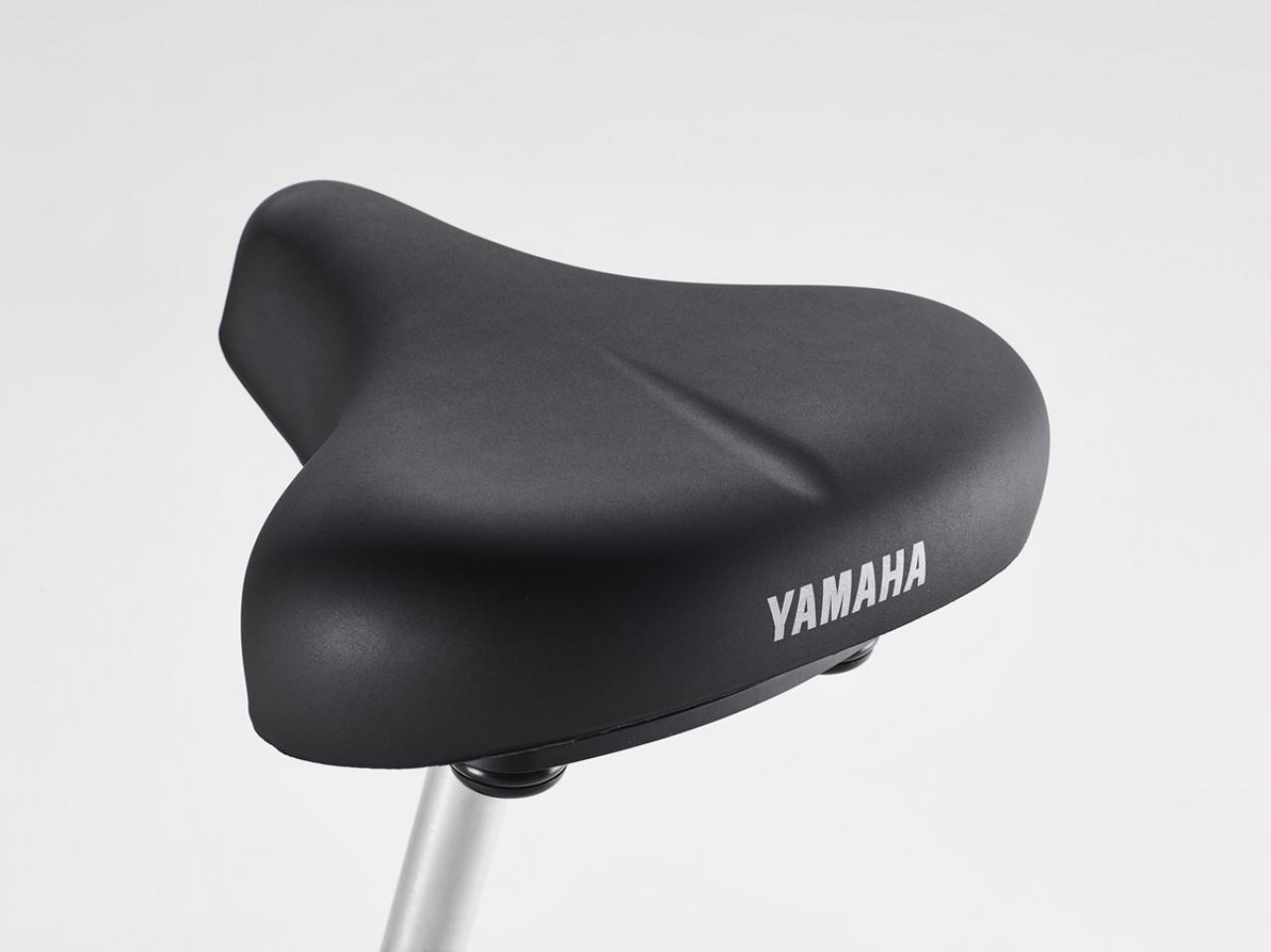 YAMAHA　電動自転車充電器&サドル パナソニック 電動アシスト自転車用 バッテリー充電端子カバー