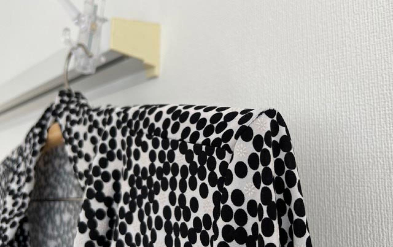 【スリコ】の木製ハンガーが便利でおしゃれ。リングハンガーはバッグや巻物の収納に！（画像4）