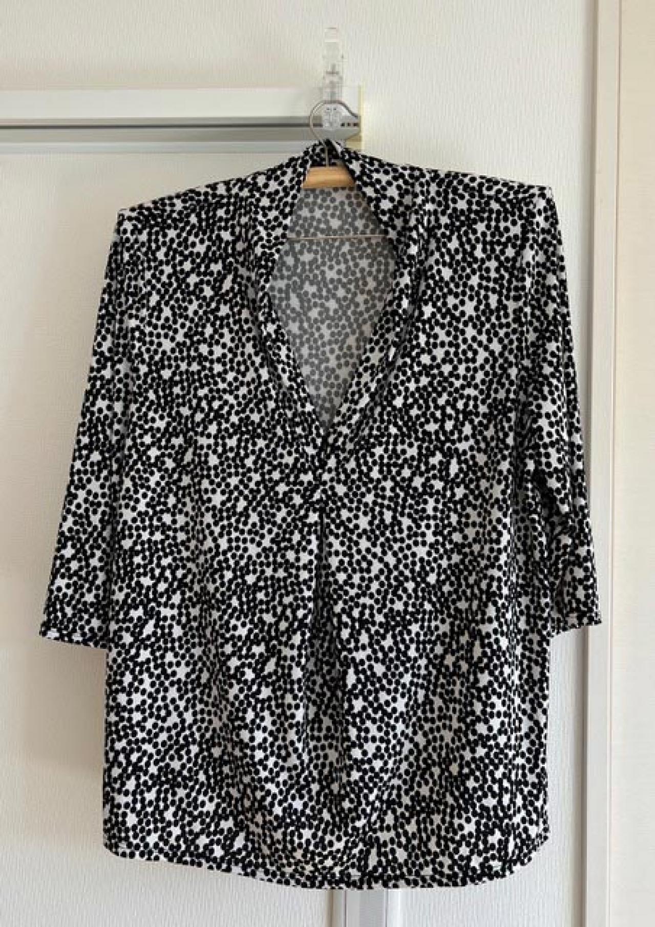 【スリコ】の木製ハンガーが便利でおしゃれ。リングハンガーはバッグや巻物の収納に！（画像3）