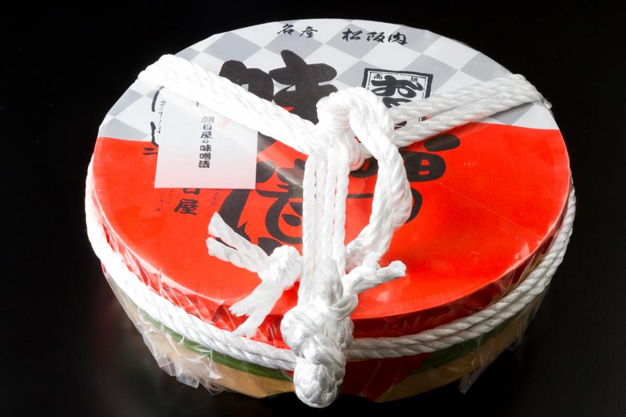 フードコーディネーター すずき尋巳さんのお取り寄せ【やっぱり肉が好き】 朝日屋の松阪肉味噌漬け　もぐもぐのスペシャルハム（画像2）