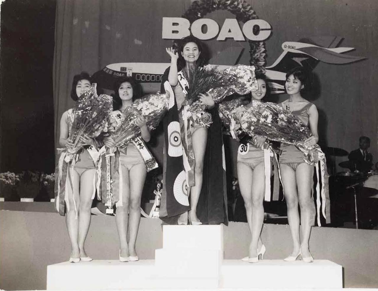 このスタイルで今年79歳！？ジーンズをすらりとはきこなす元ミス日本の谷玉恵さんが実践するストレッチ（画像6）