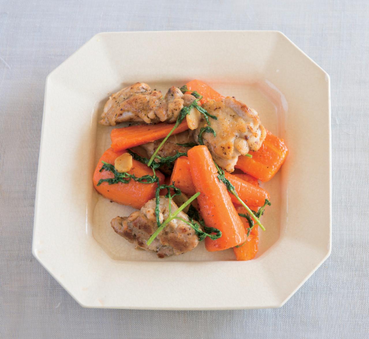 甘くてやわらかい！【春にんじんレシピ】 メインおかずとサブおかず2選「鶏肉の蒸し焼き」「レモン炒め」（画像3）