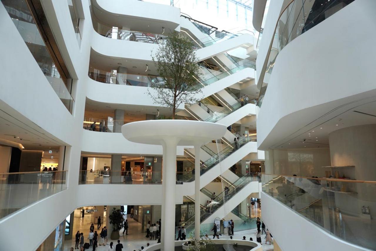 「涙の女王」クイーンズ百貨店の舞台となった汝矣島のザ・現代ソウルへ。スポンサーのメガ・コーヒーもチェック！（画像6）