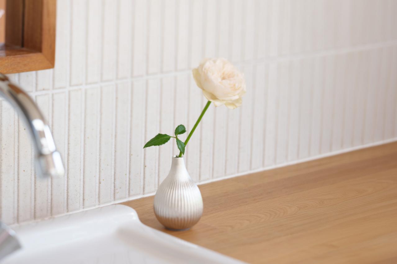 「どんなお花もこれに活けたら長持ちします」編集部員も惚れたフラワーベース、その秘密とは？（画像8）