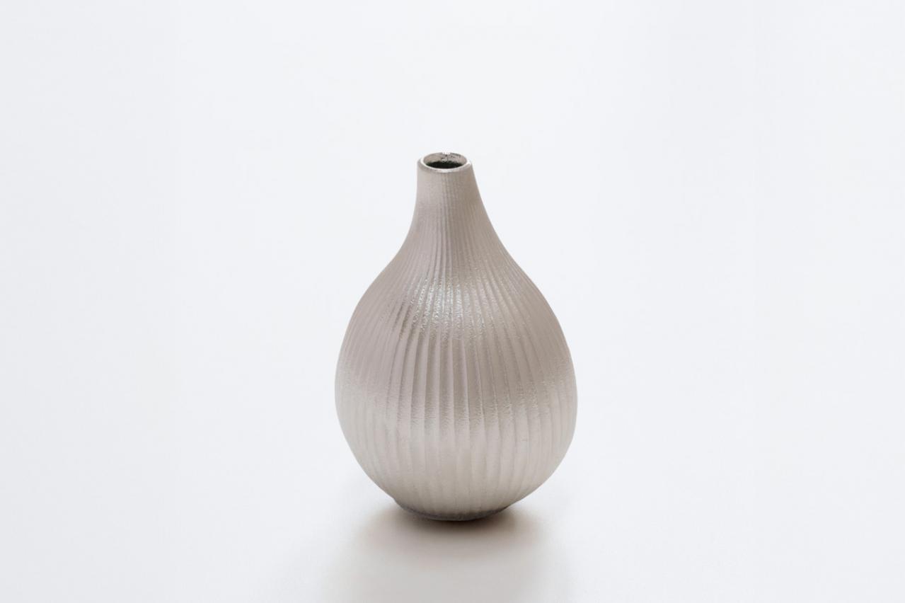 「どんなお花もこれに活けたら長持ちします」編集部員も惚れたフラワーベース、その秘密とは？（画像7）