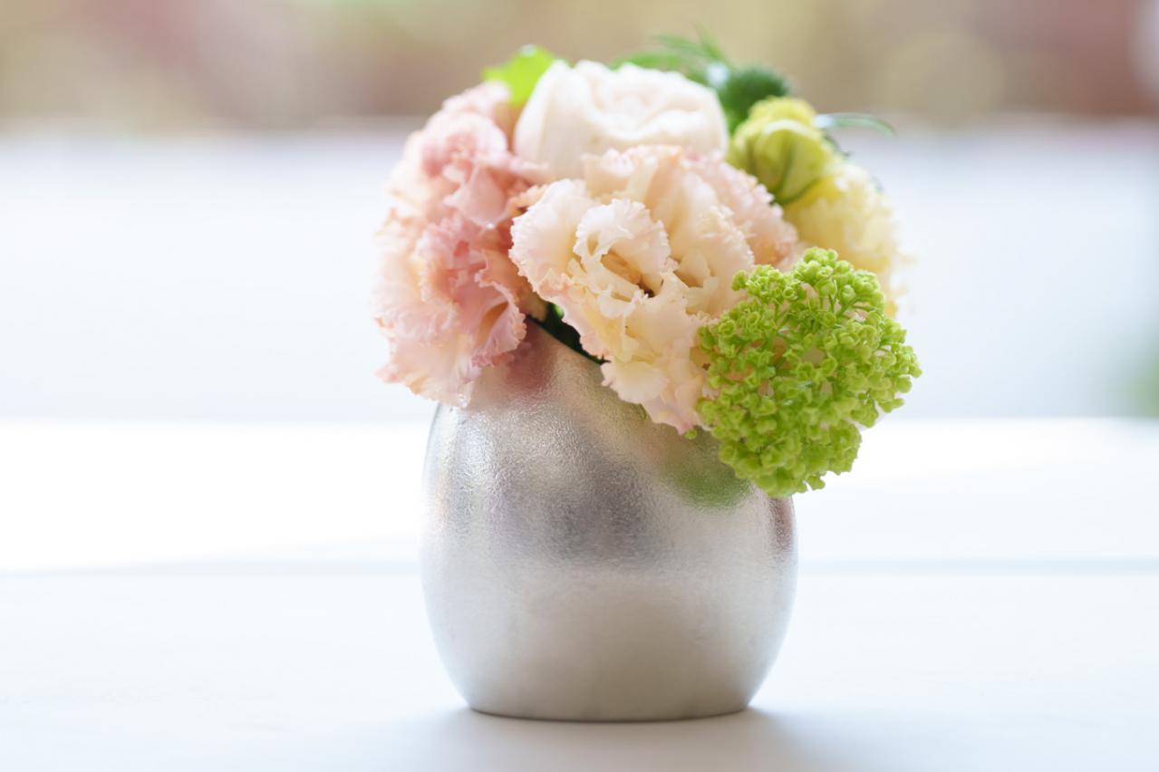 「どんなお花もこれに活けたら長持ちします」編集部員も惚れたフラワーベース、その秘密とは？（画像4）