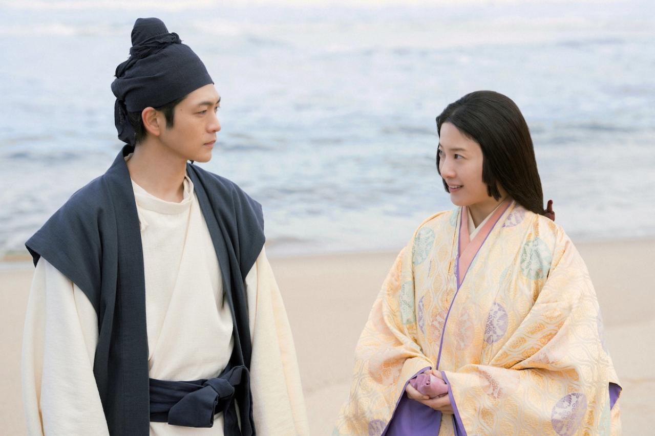 【光る君へ】周明（松下洸平）、藤原宣孝（佐々木蔵之介）の2人に言い寄られる紫式部（吉高由里子）。果たしてどちらを選ぶ？ 