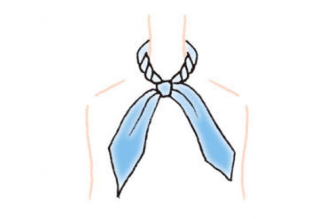 【小さめスカーフ】おしゃれに冷房対策！大人っぽい「カウボーイ」と「ツイスト結び」を解説（画像12）