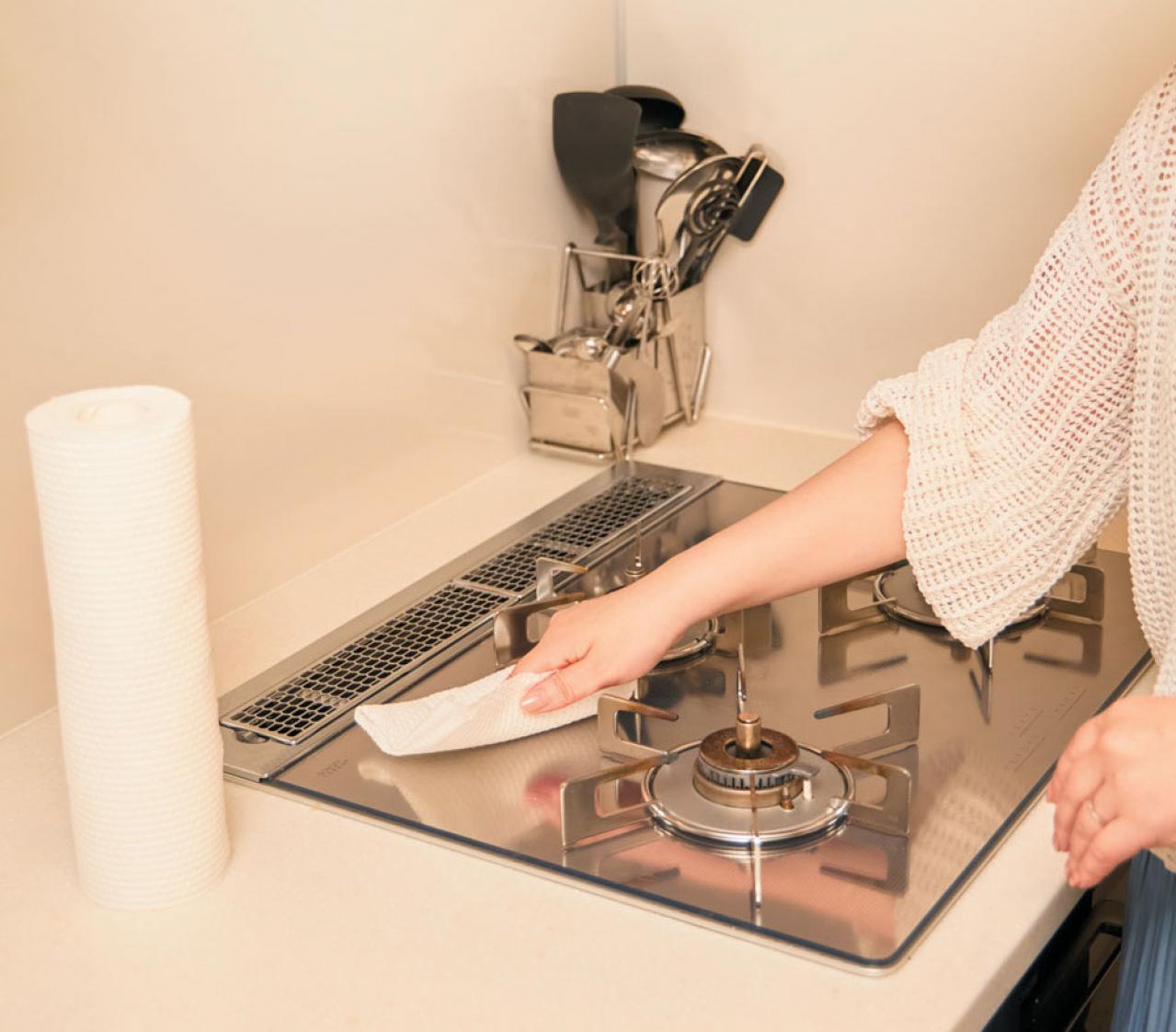 【水まわり掃除の裏技】排水口のふたは外す、ふきんは使わない…これだけで断然、時短＆キレイに！（画像8）