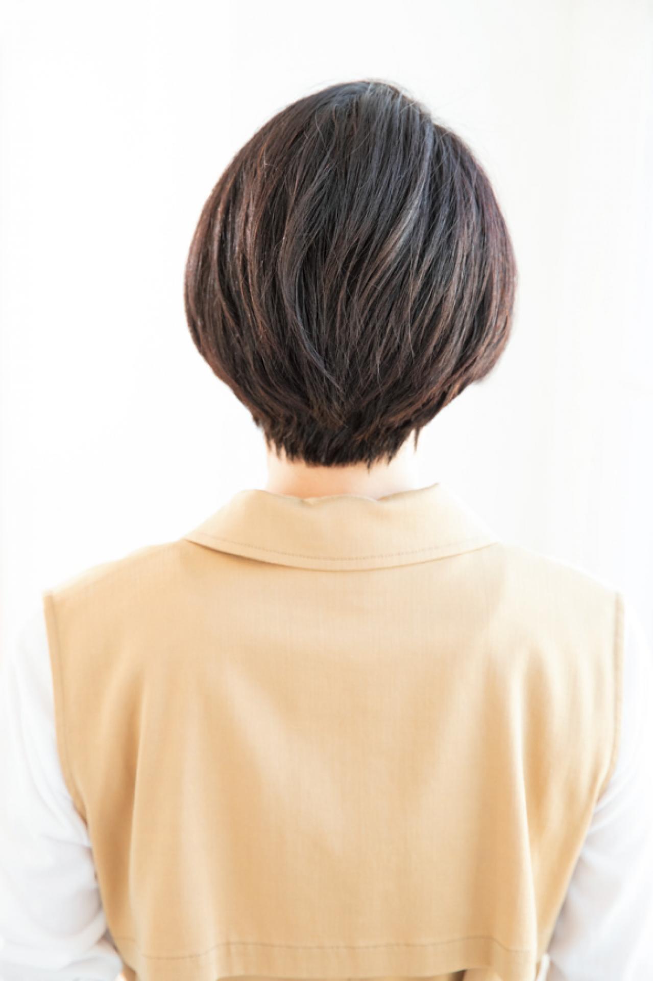  2024年最旬【50代からのショートヘア】ふんわりボブがレディライクなヘアスタイル3選（画像4）