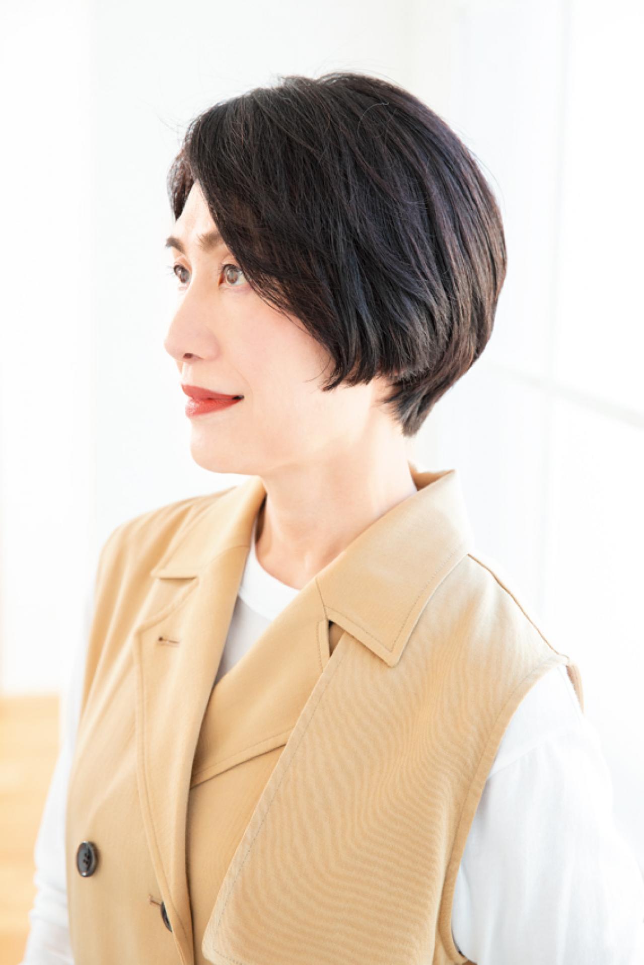  2024年最旬【50代からのショートヘア】ふんわりボブがレディライクなヘアスタイル3選（画像3）