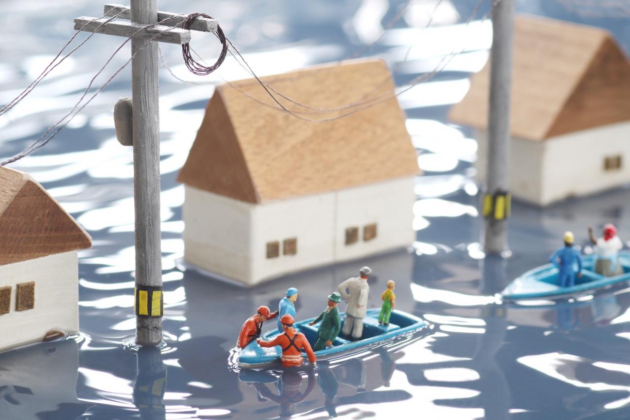 【50代からの防災】台風や豪雨が迫ったときにとるべき行動を「避難行動判定フロー」でチェック！