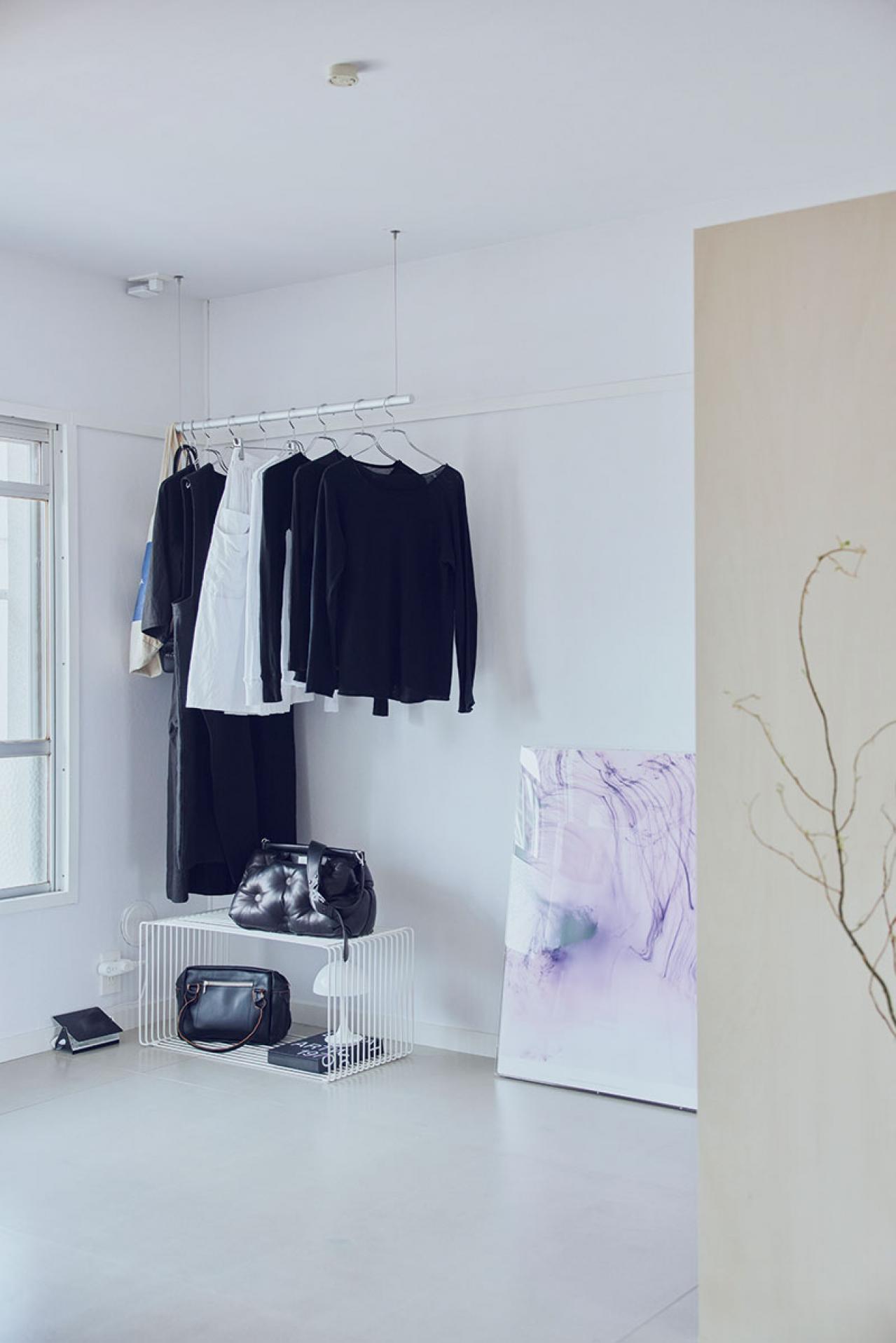 「持っている服は15着」古い集合住宅で【捨て活】を始めたインスタグラマーの暮らしぶりを拝見（画像6）