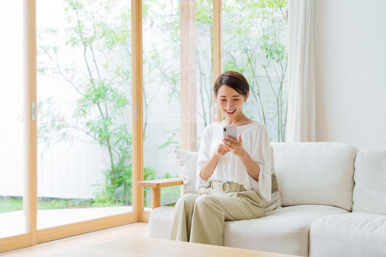 【スマホの超基本】シニア世代が知っていると生活に役立つ便利機能【3選】