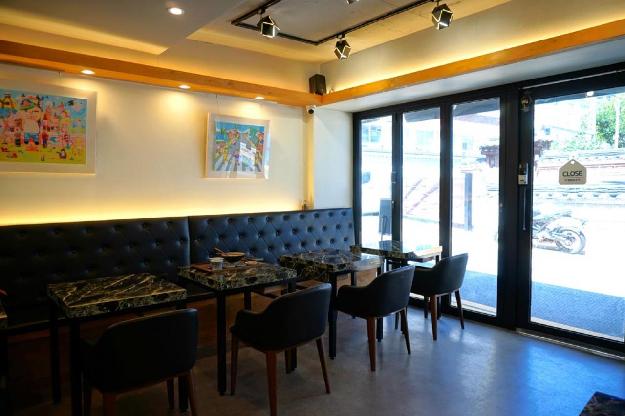 【最新】韓国・ソウルで現地ライターが見つけた穴場朝食＆カフェスポットとは？｜アワビ粥と話題のソスンラギル（画像4）