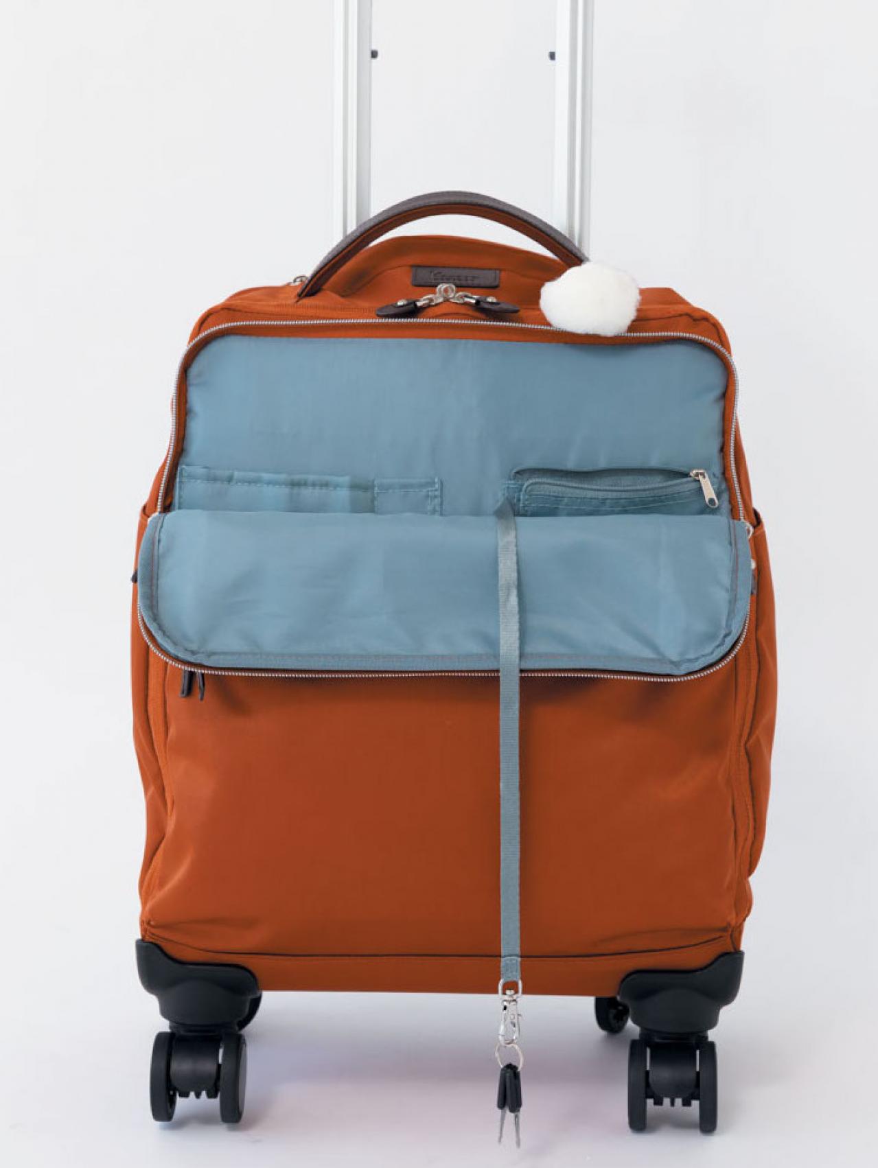 大人の小旅行にちょうどいい【キャリーバッグ】3選。コンパクトで取り回しのよさ◎（画像4）