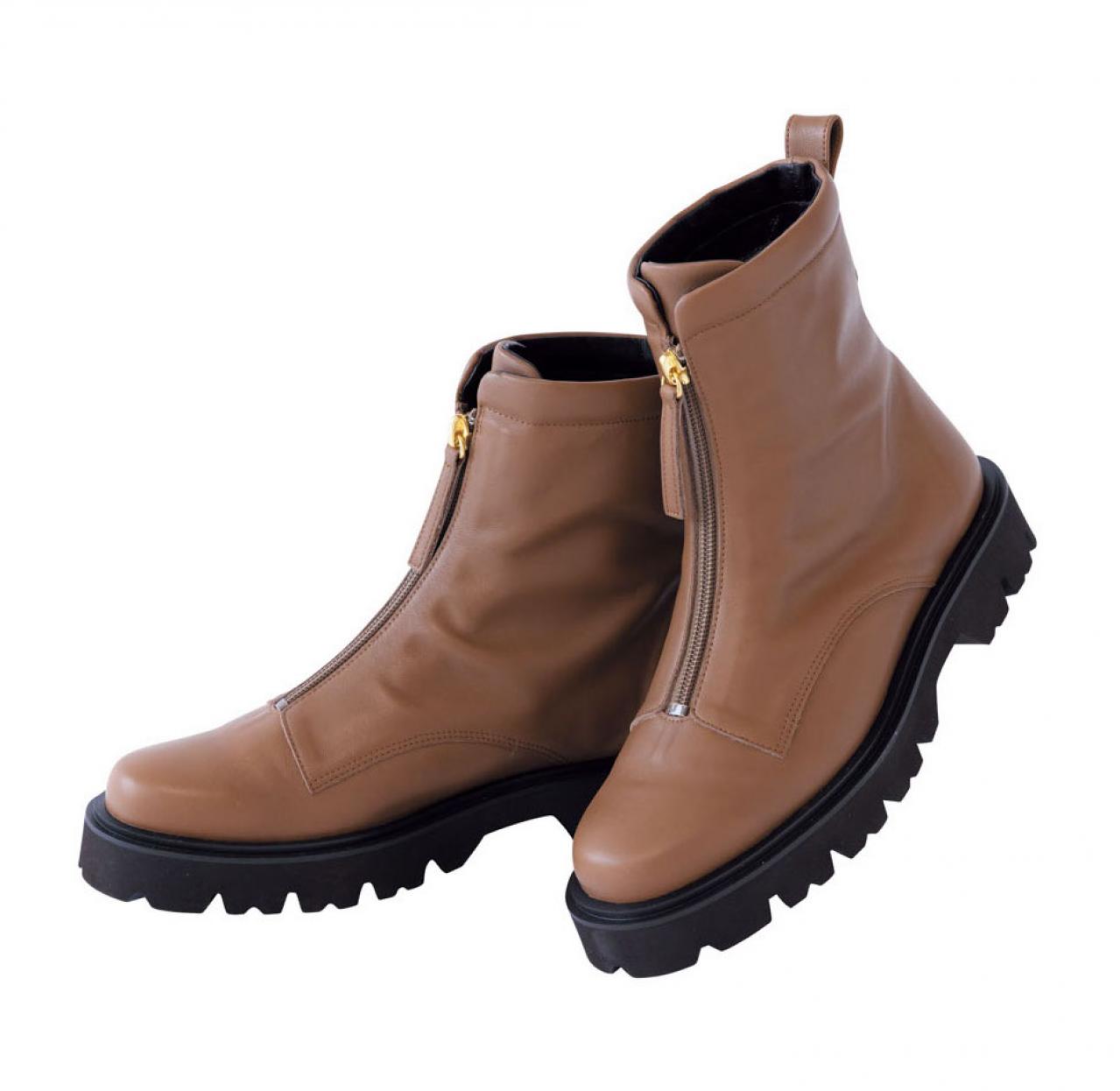 スタイリスト岡部久仁子さんセレクト！ 疲れにくくてどこまでも歩いていける【おしゃれ靴】5選（画像5）