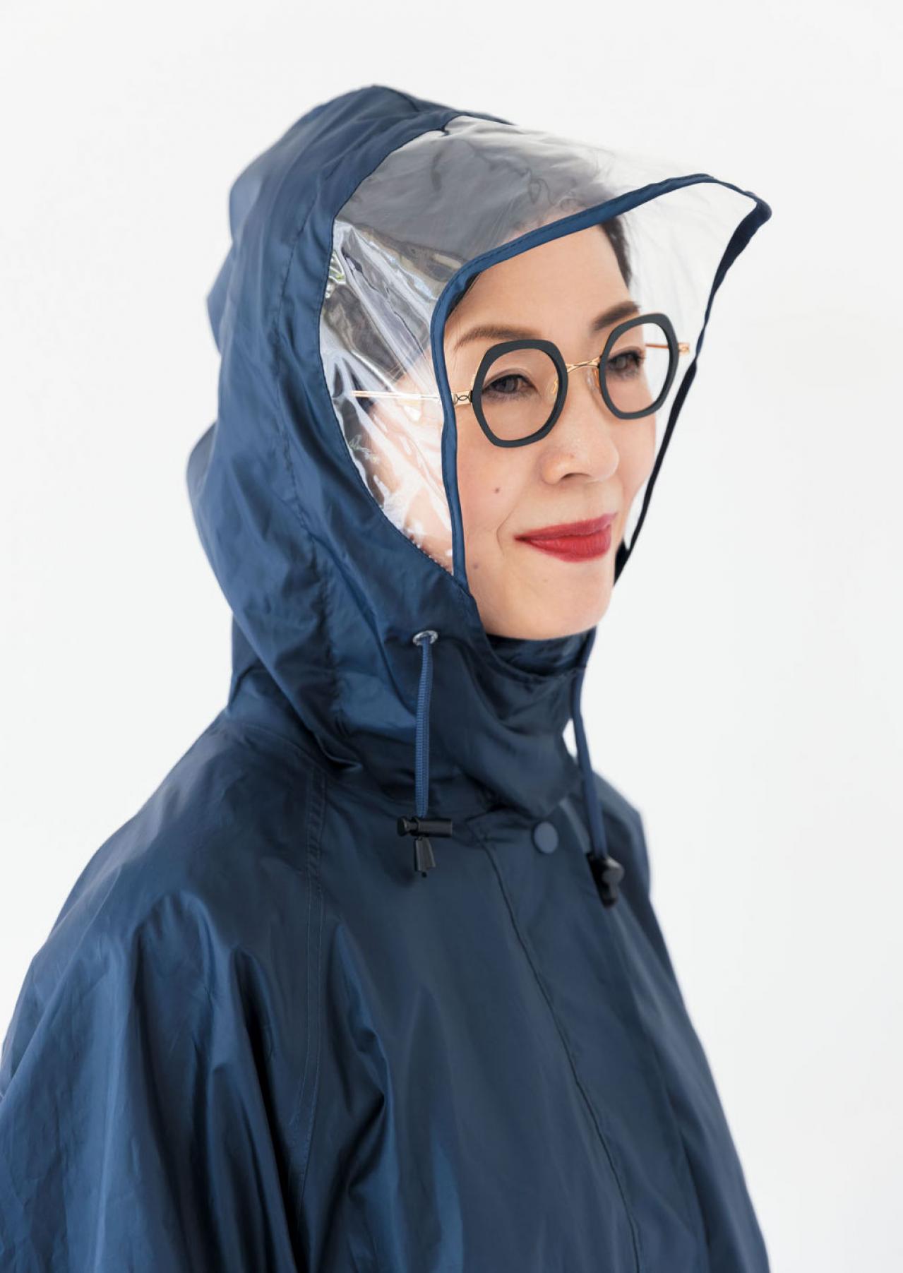 雨・寒さ対策にも便利！ スタイリスト岡部久仁子さん【行楽に持っていきたいおしゃれ小物】とは？（画像7）