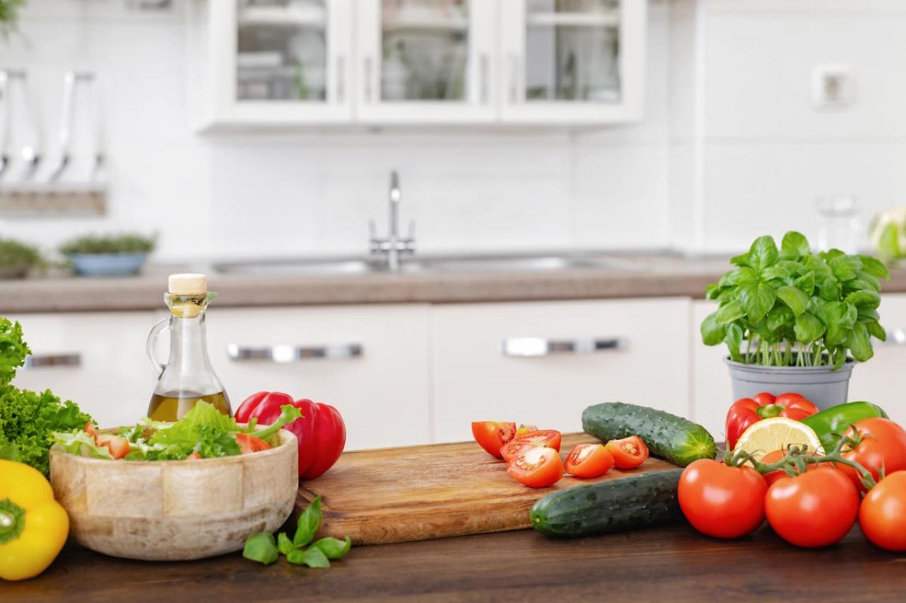 【やせ体質になる食べ方】おなじみ食材【10選】名医が教える調理法やダイエットに導くコツを紹介