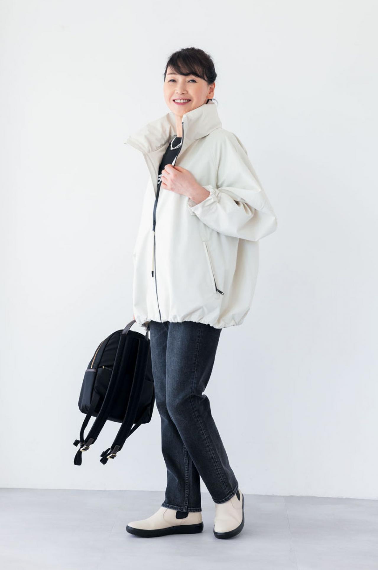 雨・寒さ対策にも便利！ スタイリスト岡部久仁子さん【行楽に持っていきたいおしゃれ小物】とは？（画像9）