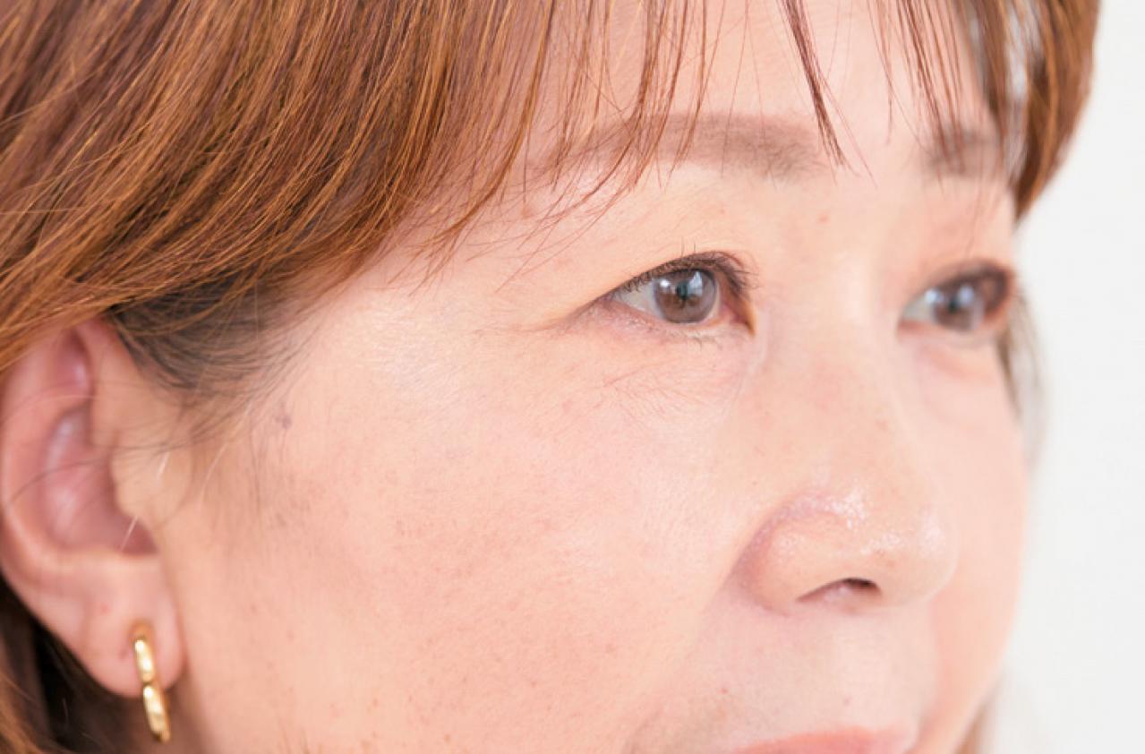 【60代からのシミ・肝斑・クマ】「隠そうとすればするほど老け見えします」ヘアメイク職人・化け子の神業を紹介（画像5）