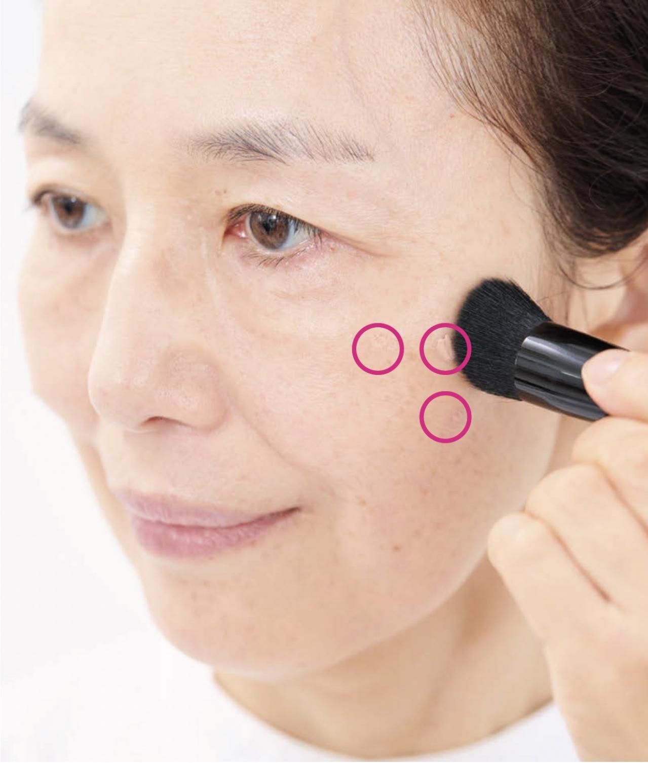 ヘアメイク職人化け子「そばかすも気にならなくなる！」捨てるべきメイクの常識とは？（画像7）