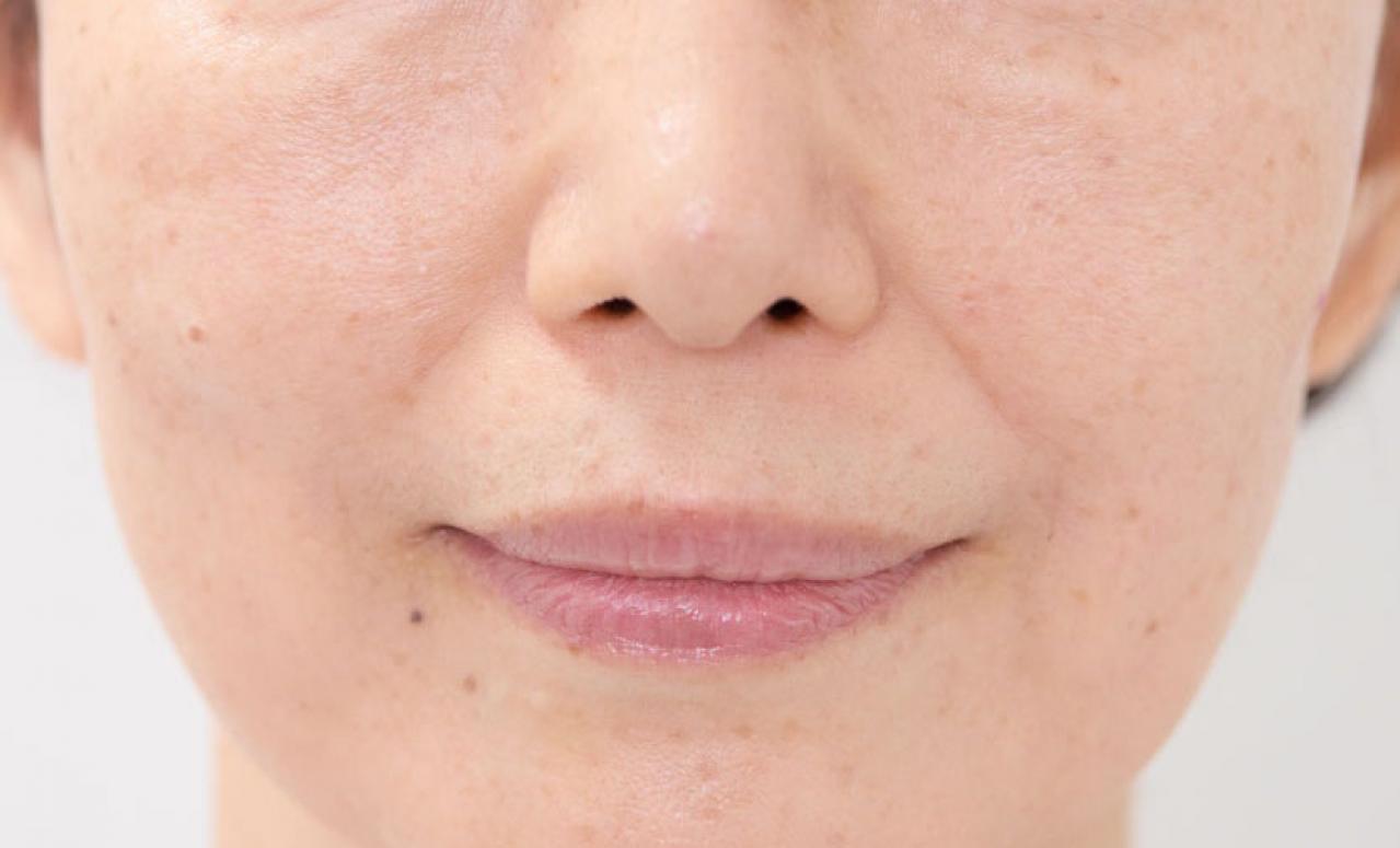 人気ヘアメイク職人【化け子さん】 大人の目元を自然にぱっちり見せる【アイライナー】とは？［後編］（画像7）