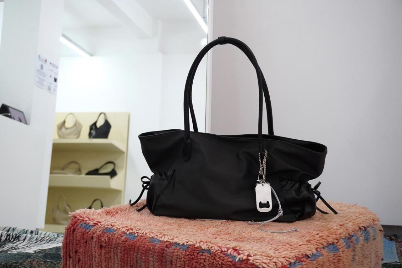 「それどこの？」とよく聞かれる、韓国在住ライター絶賛のデザイナーズバッグとは？（画像8）