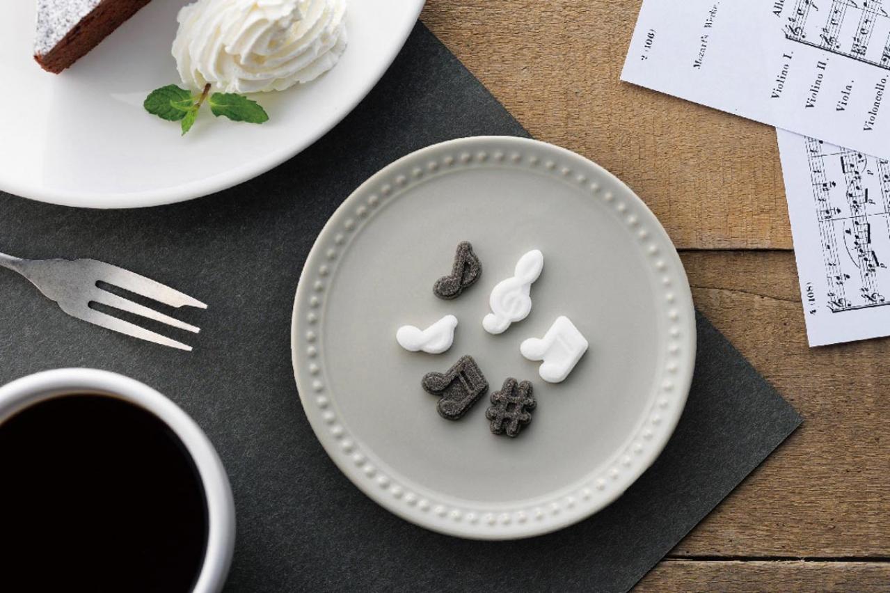 大人の密かな楽しみ【料理家に人気のお取り寄せ】2選　眺めるだけでいやされる角砂糖&香りのよい吉備団子