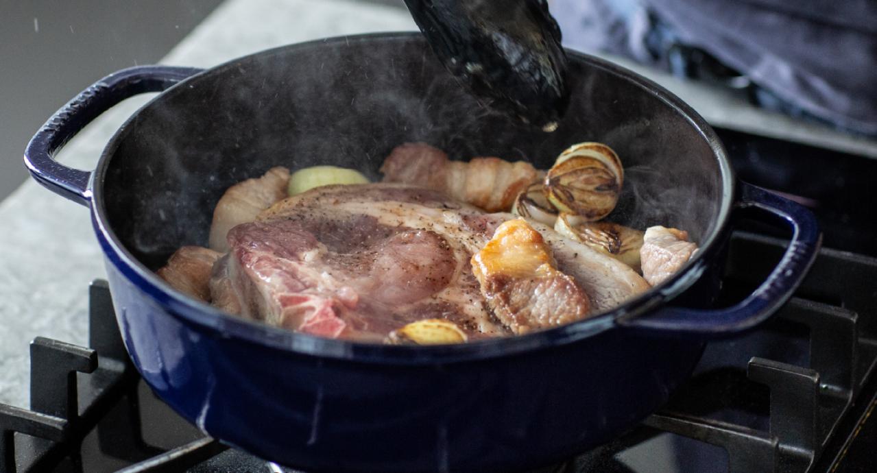 バーミキュラ 鋳物ホーロー鍋 22cm ［浅型］ マットリネン