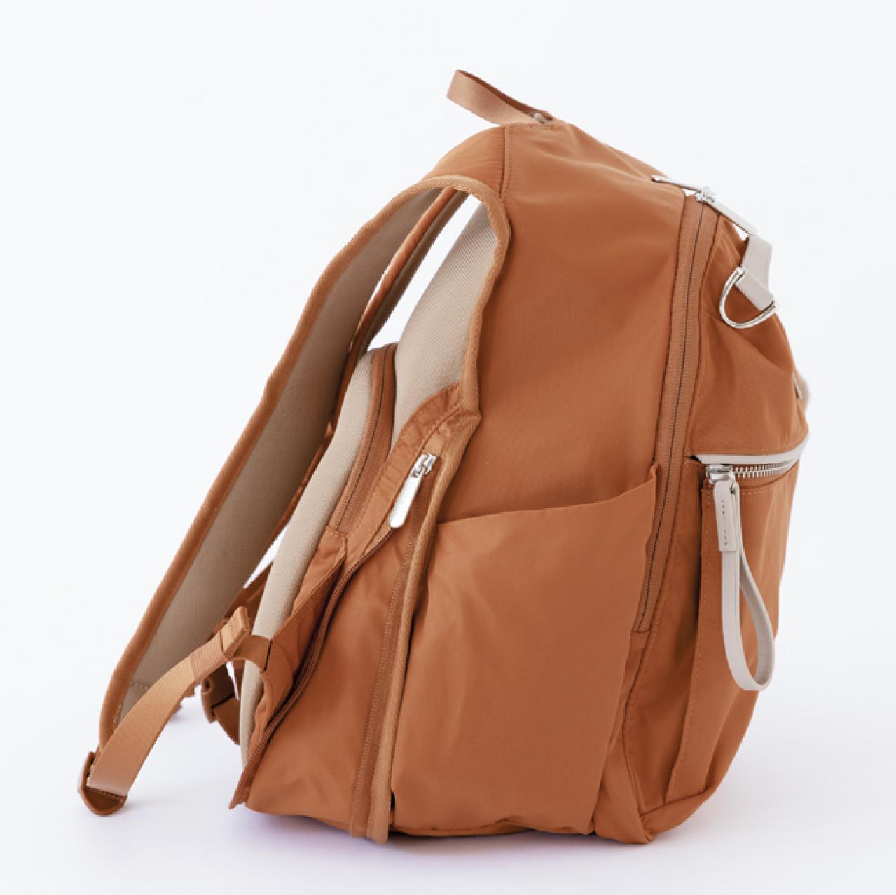 「軽い」「1泊旅行もOK」「おしゃれ」こんなリュックが欲しかった！【カナナプロジェクトのリュック】（画像12）