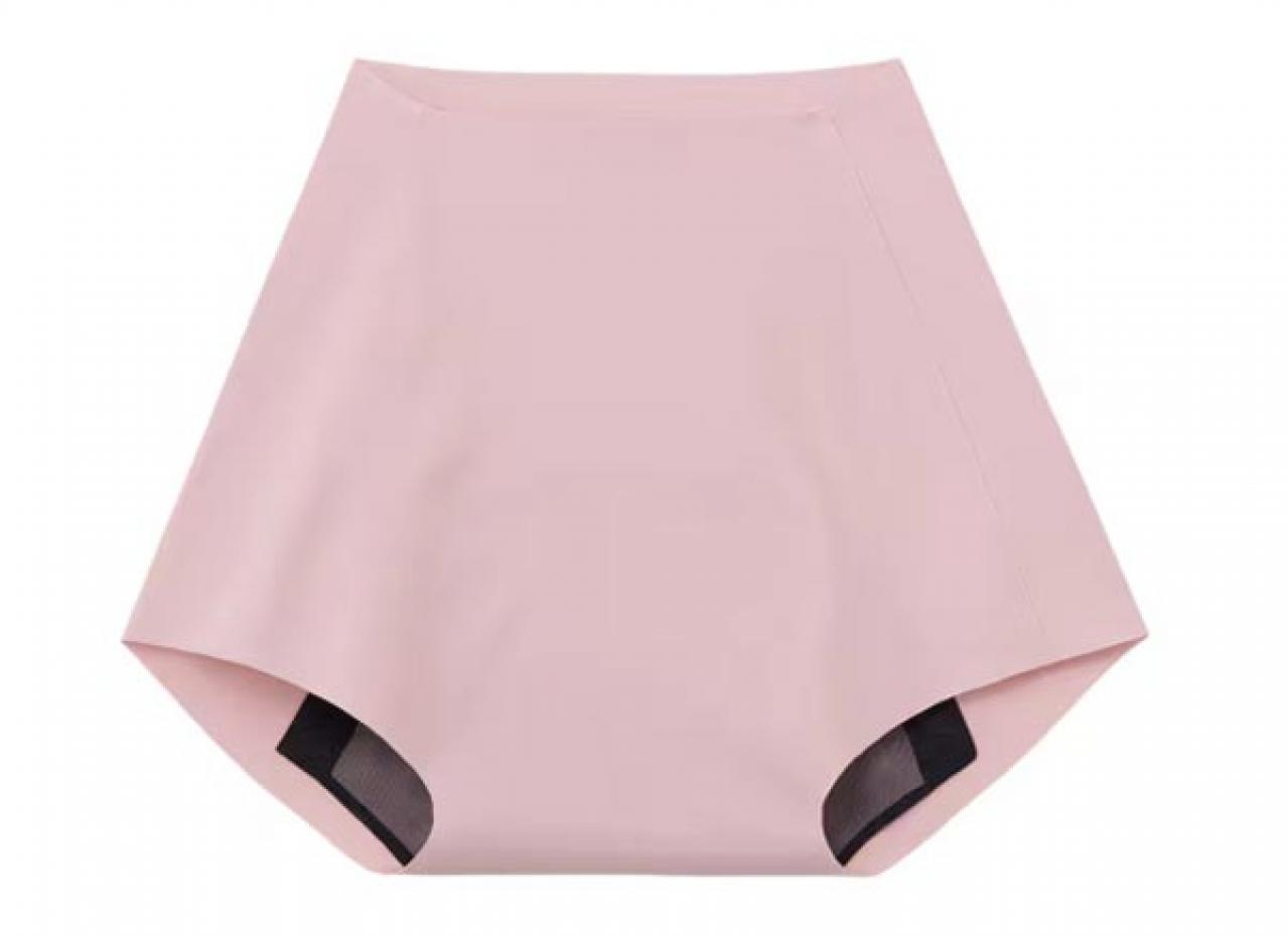 【吸水ショーツ体験談】夜間頻尿が気になる70代女性が「吸水ショーツ」をはいてみて何より良かったこととは？（画像4）