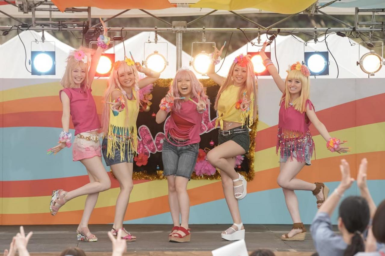 【おむすび】公式SNSで異例の注意喚起—震災の描写へ。平凡でありたいと願う結（橋本環奈）の心情が明らかに（画像2）