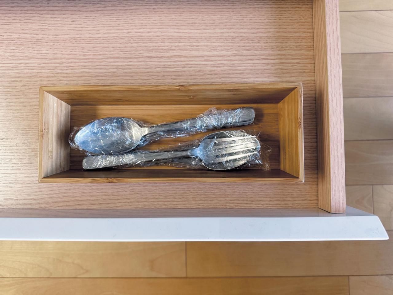 片づけのプロ【近藤典子さん】直伝！ ごちゃつくカトラリーやクローゼットをラクに整理する方法とは（画像3）