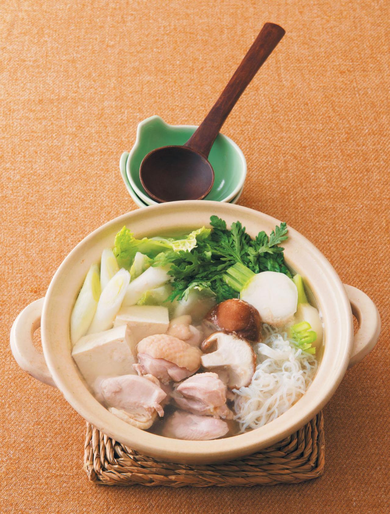 毎日食べても飽きない【鍋のたれバリエ】6選。王道の「水炊き」レシピも公開！（画像2）