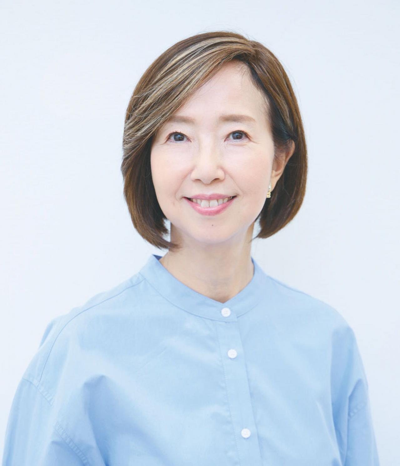 「ウィッグってどうなの？」白髪が気になる64歳・ゆうゆうモデルが【フルウィッグ】に挑戦してみた！（画像11）