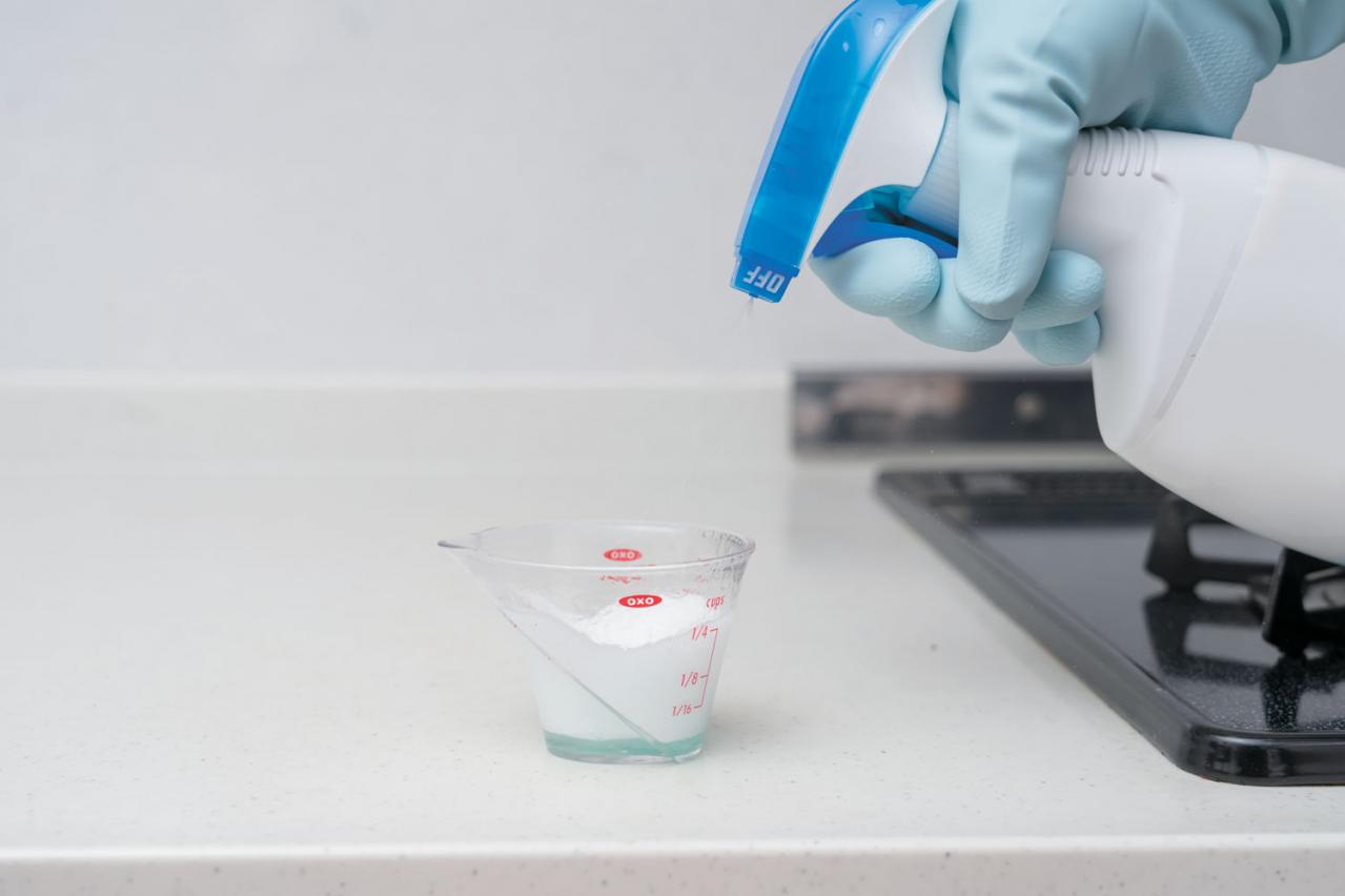  疲れない【キッチン掃除】の最新裏技！ 油汚れ・五徳・シンクの簡単お手入れ法をプロが伝授（画像4）