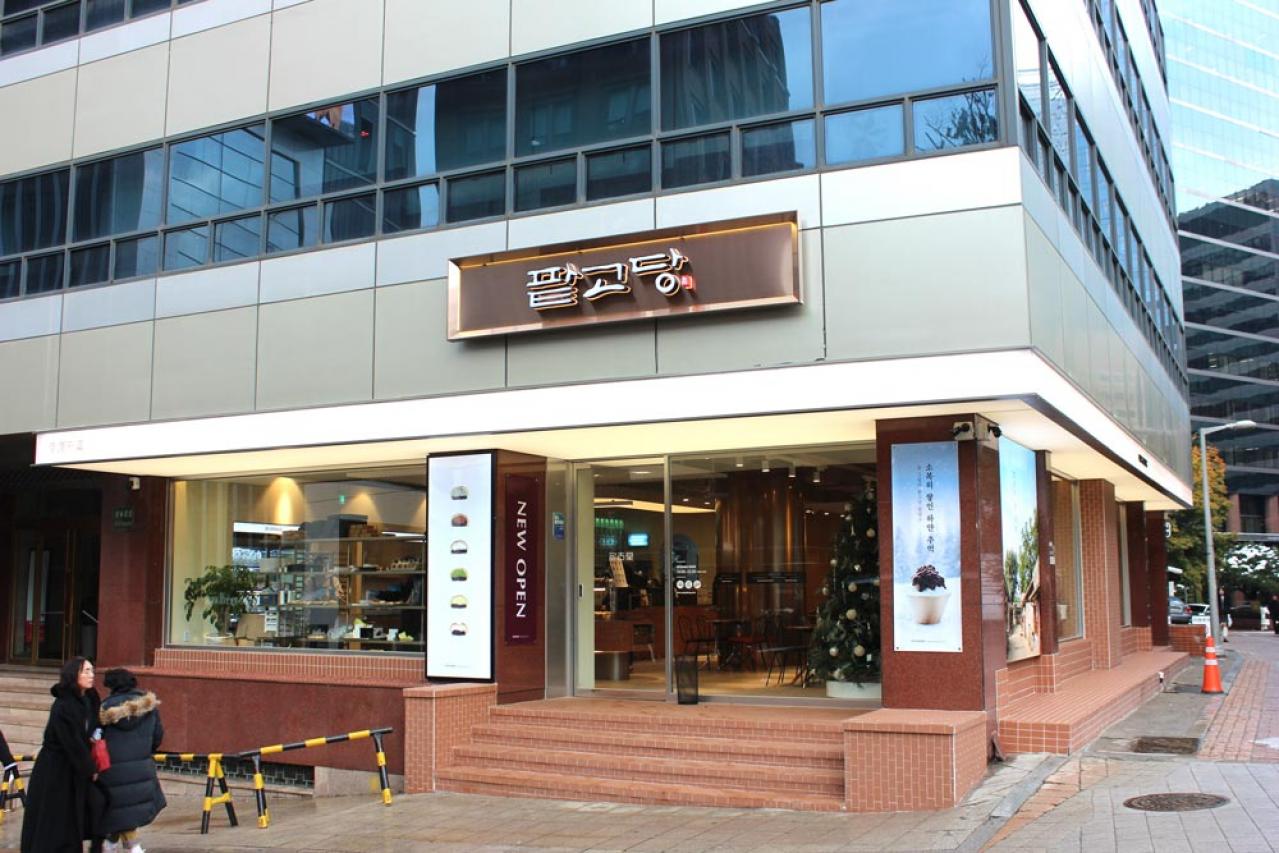 【最新 韓国旅行】ソウル 明洞聖堂の前にできたカフェが絶好のロケーション（画像10）