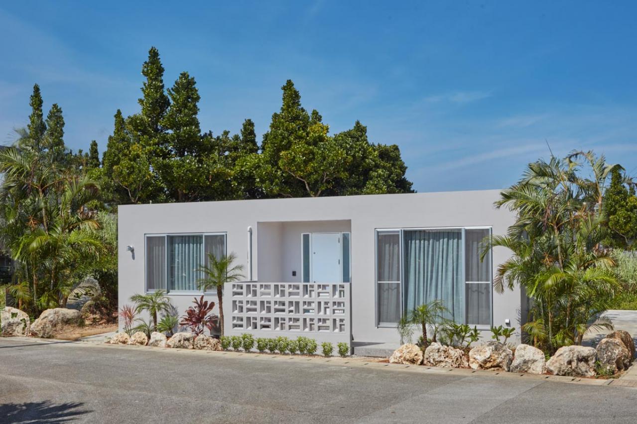 大人気のリゾート地・宮古島に誕生した一棟貸しの【VILLA OLOO（ヴィラ オールー）】。「まるでおしゃれな隠れ家！」と早くも話題に（画像2）