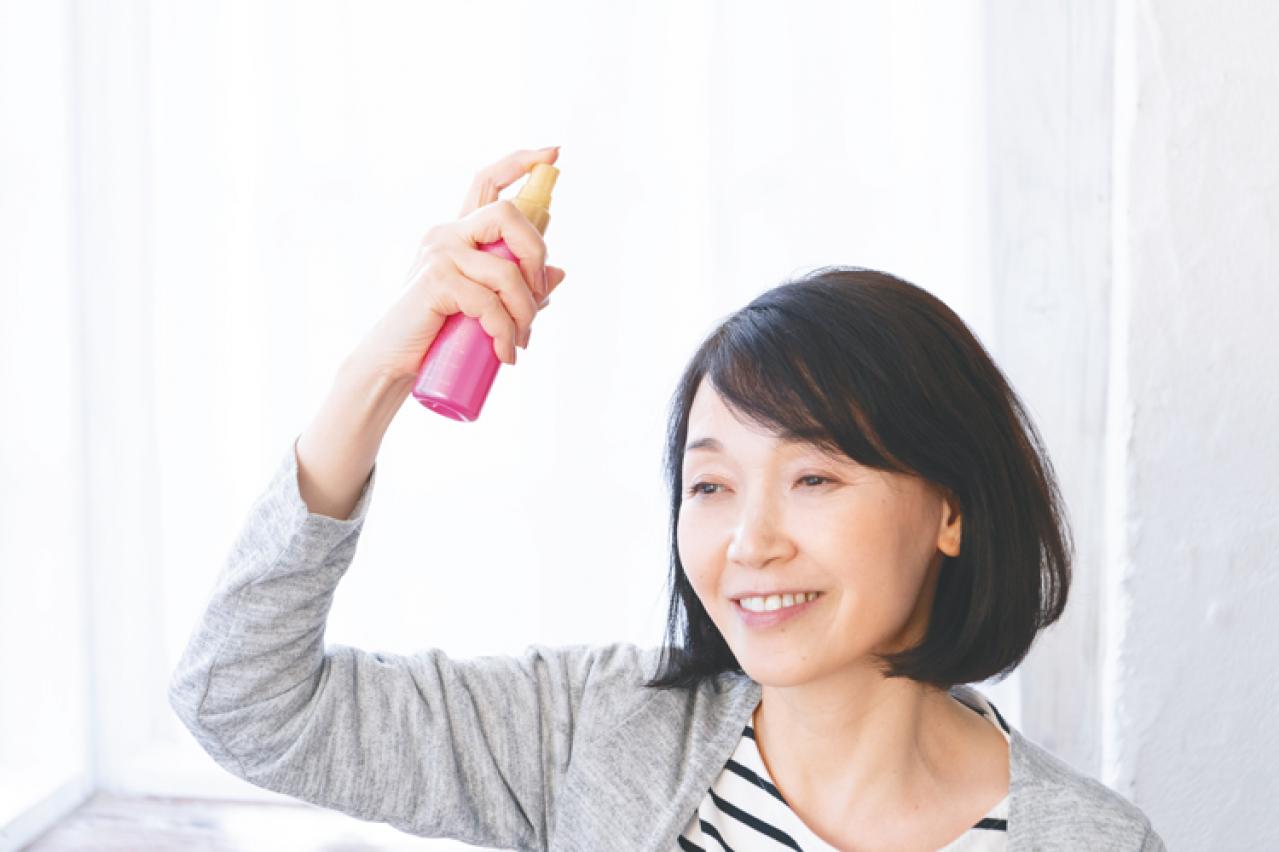 YouTuber化け子劇推しの【白髪隠し】一石三鳥のパウダー&スプレーとは？髪の立ち上げ、部分的な使い方も簡単に（画像3）