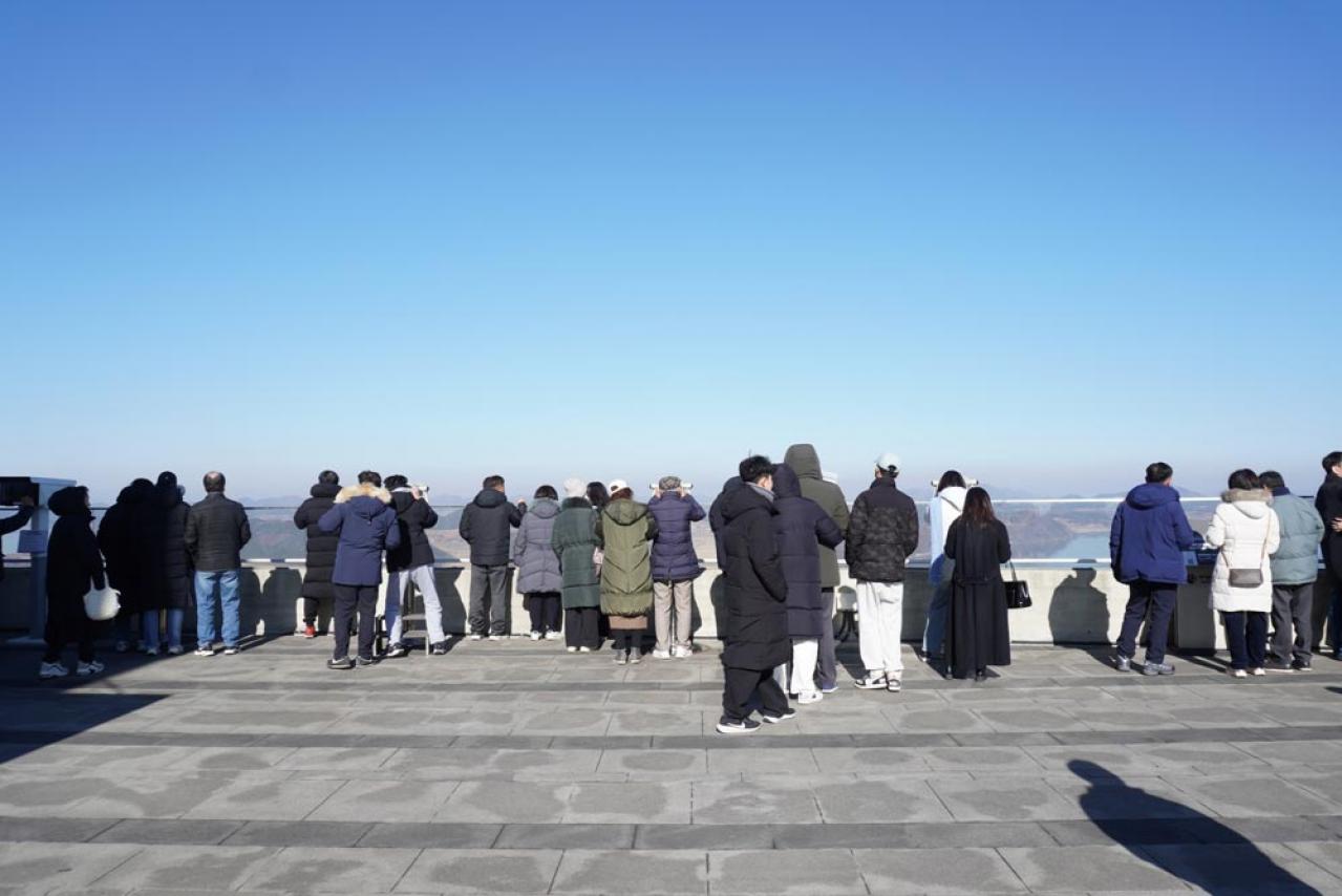 【最新 韓国旅行】北朝鮮を見ながらコーヒーブレイク⁈ 軍事境界線にある、世界一スリリングなスターバックス（画像10）